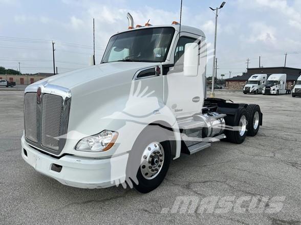 Kenworth T680 中古トラクターヘッド | トレーラーヘッド