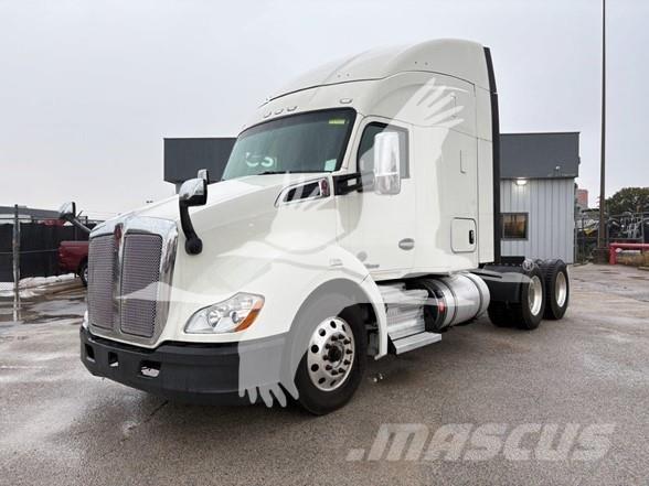 Kenworth T680 中古トラクターヘッド | トレーラーヘッド