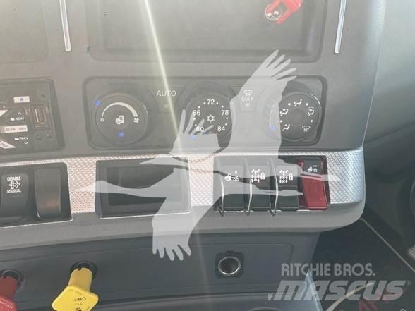 Kenworth T880 中古トラクターヘッド | トレーラーヘッド