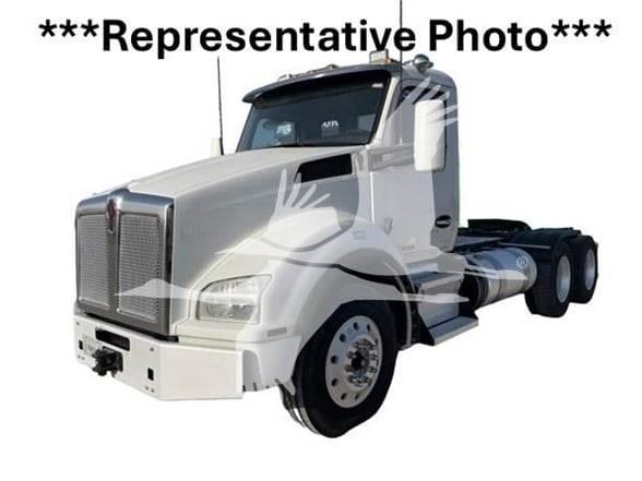 Kenworth T880 中古トラクターヘッド | トレーラーヘッド