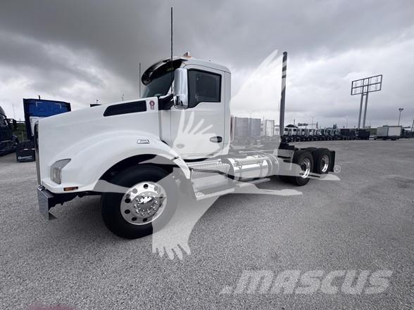 Kenworth T880 中古トラクターヘッド | トレーラーヘッド