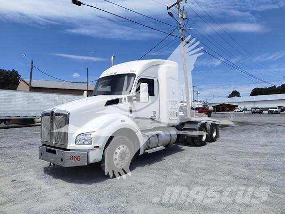 Kenworth T880 中古トラクターヘッド | トレーラーヘッド