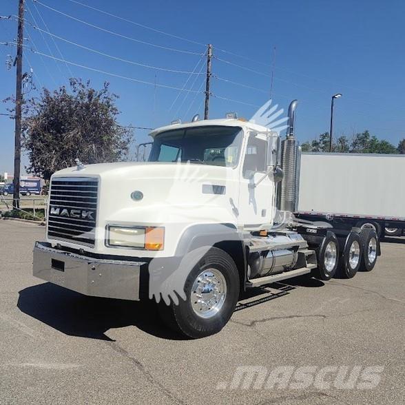 Mack CL733 中古トラクターヘッド | トレーラーヘッド