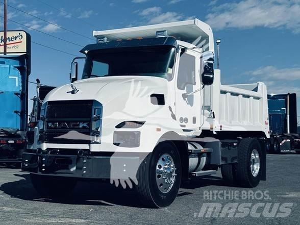 Mack MD6 ダンプ