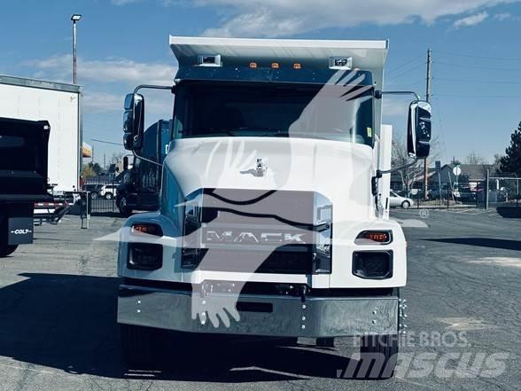 Mack MD6 ダンプ