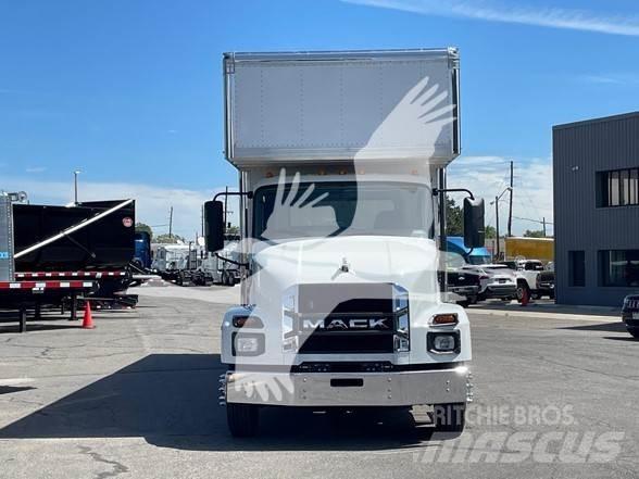 Mack MD6 ボックスボディー、ウイング、箱車