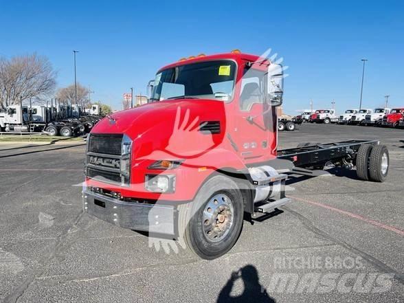 Mack MD6 キャブ付きシャーシ