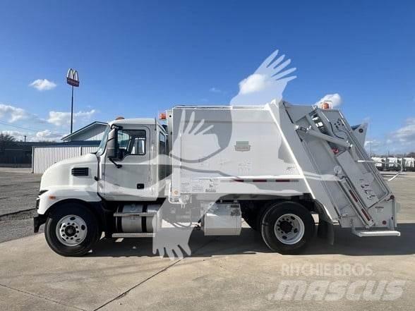 Mack MD6 塵芥車、パッカー車