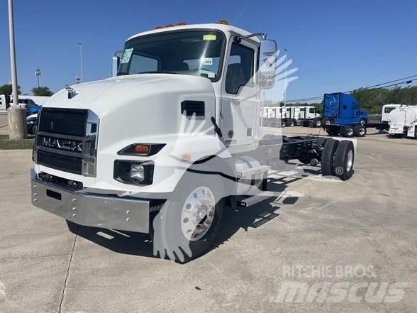 Mack MD6 中古トラクターヘッド | トレーラーヘッド