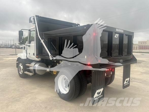 Mack MD6 ダンプ