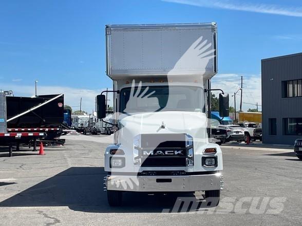 Mack MD6 ボックスボディー、ウイング、箱車
