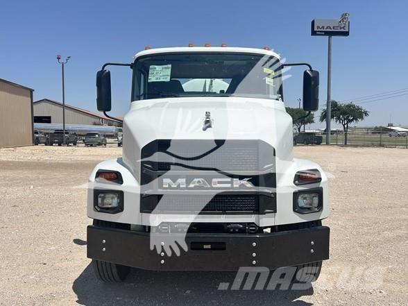 Mack MD6 建設機械 -　その他