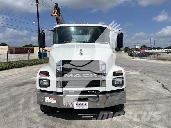 Mack MD7 建設機械 -　その他