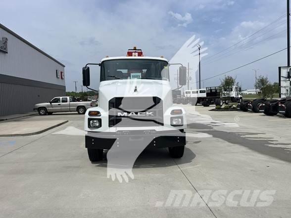 Mack MD7 建設機械 -　その他