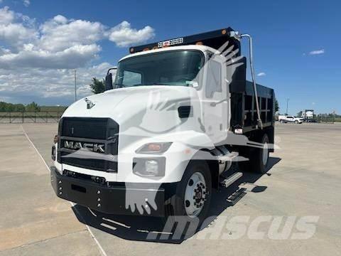 Mack MD7 ダンプ