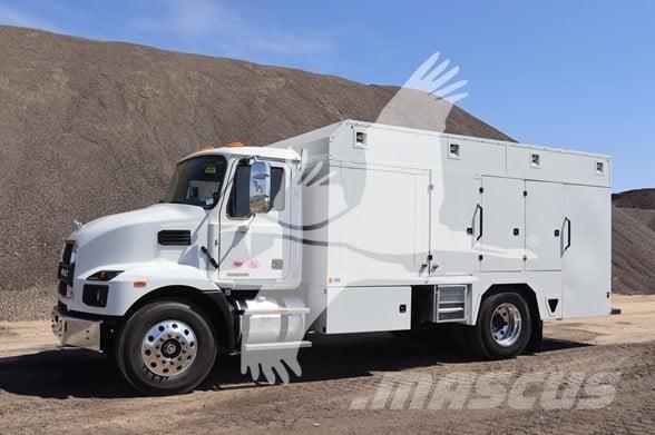 Mack MD7 建設機械 -　その他