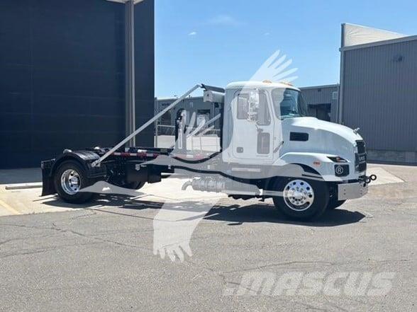Mack MD7 建設機械 -　その他