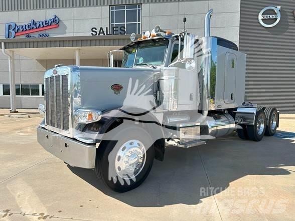 Peterbilt 388 中古トラクターヘッド | トレーラーヘッド