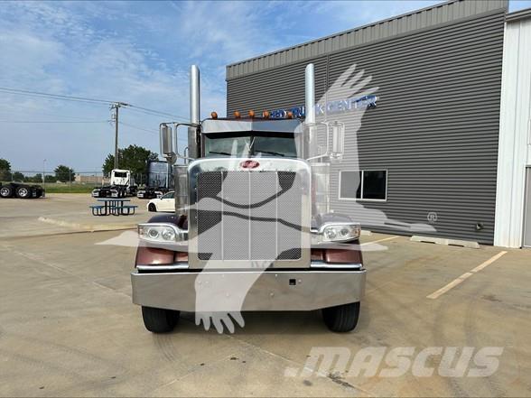 Peterbilt 389 中古トラクターヘッド | トレーラーヘッド