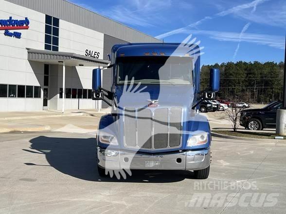 Peterbilt 579 中古トラクターヘッド | トレーラーヘッド