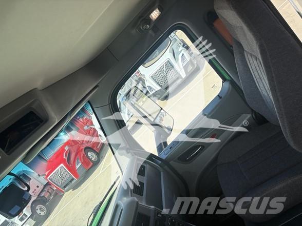 Peterbilt 579 中古トラクターヘッド | トレーラーヘッド