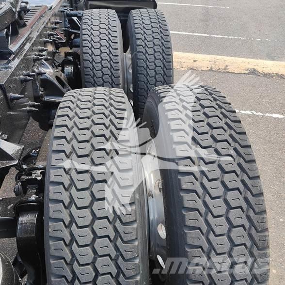 Peterbilt 579 中古トラクターヘッド | トレーラーヘッド