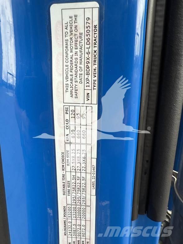 Peterbilt 579 中古トラクターヘッド | トレーラーヘッド