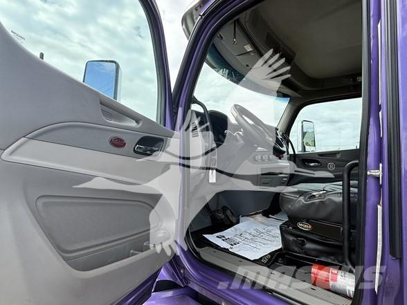 Peterbilt 579 中古トラクターヘッド | トレーラーヘッド