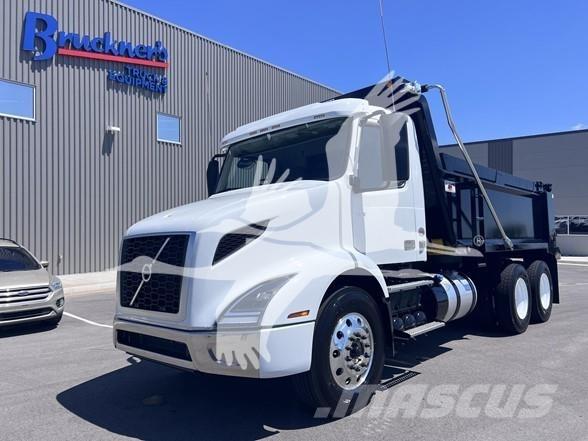 Volvo VNR64300 ダンプ
