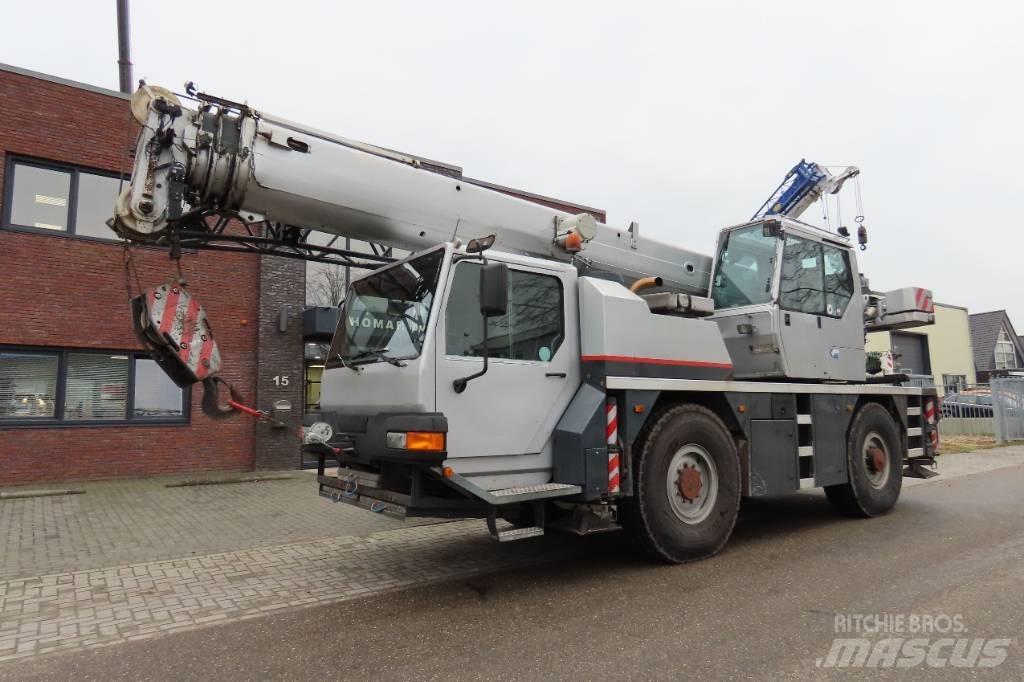 Liebherr LTM 1030/2 オールテレーンクレーン