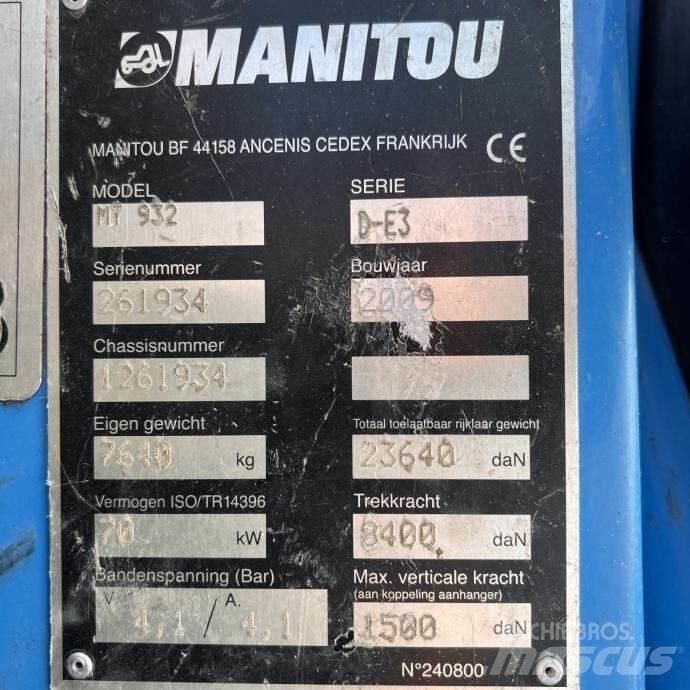 Manitou MT 932 テレスコーピックハンドラー
