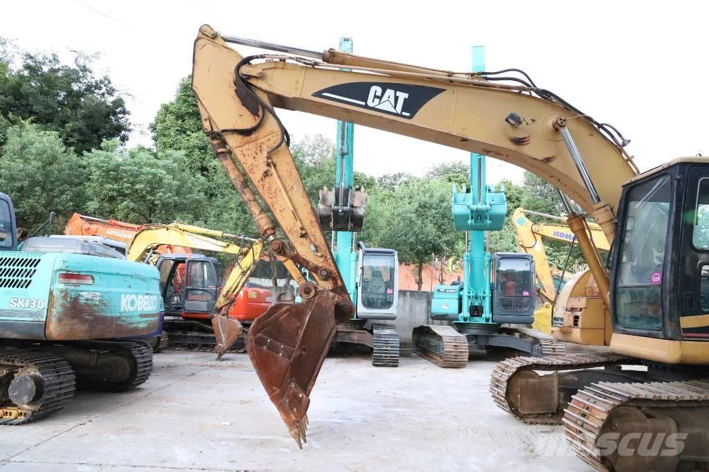 CAT 320BU 大型油圧ショベル12t以上（パワーショベル・ユンボ）