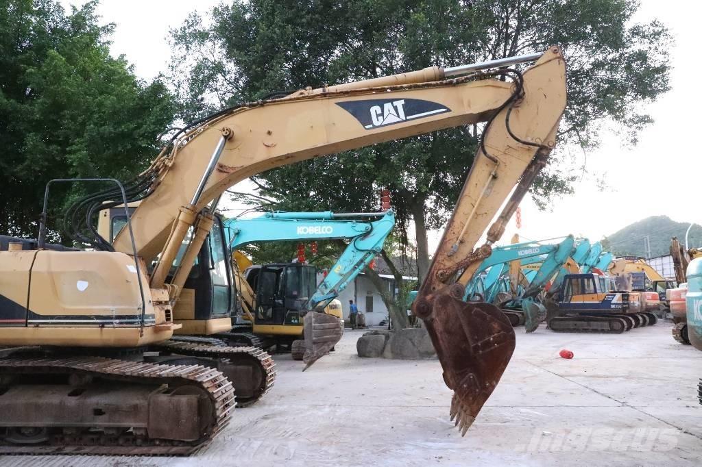 CAT 320BU 大型油圧ショベル12t以上（パワーショベル・ユンボ）