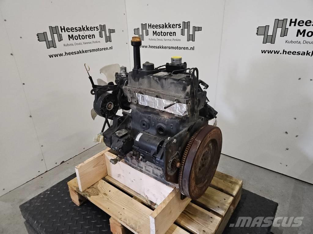Yanmar 3TN84 エンジン