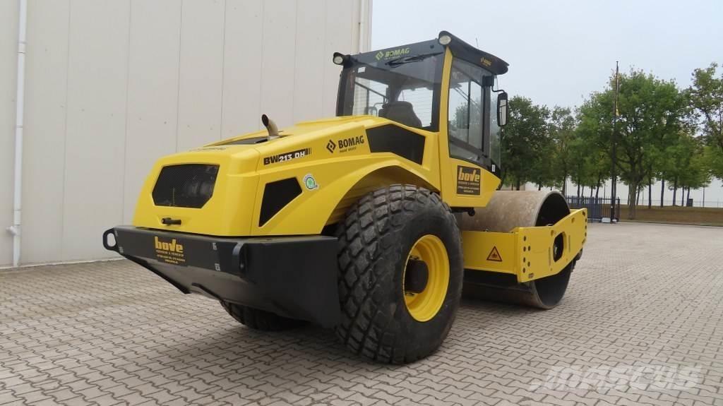 Bomag BW213 DH-5 振動ローラ