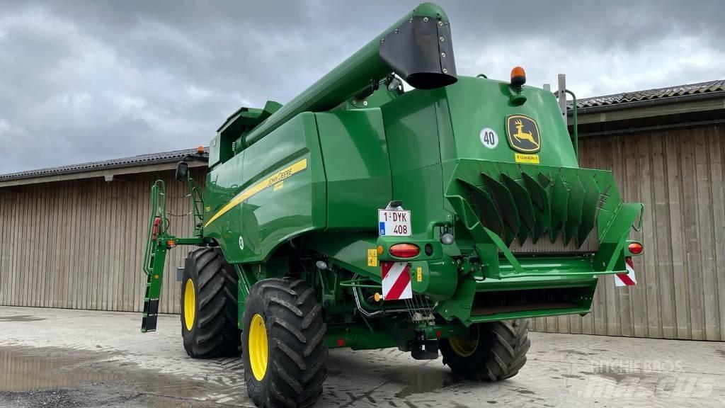 John Deere T 560 コンバイン