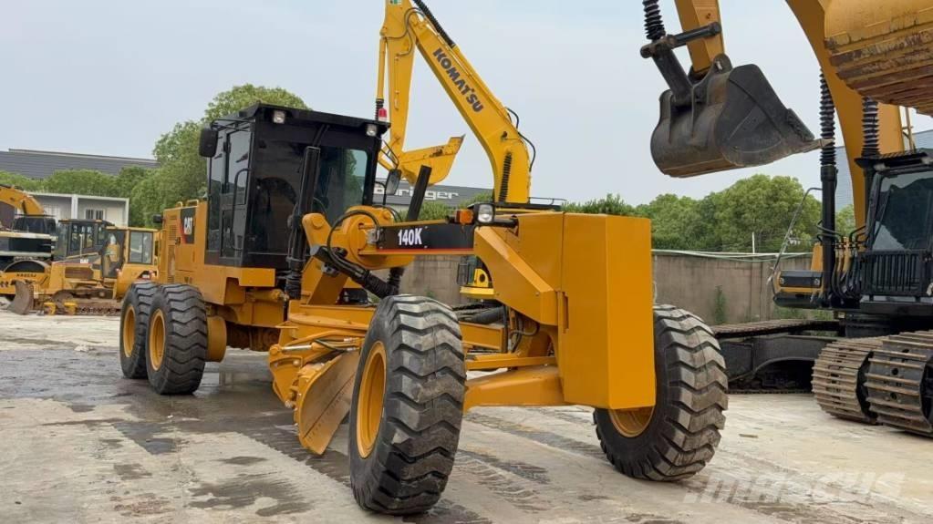 CAT 140 K モーターグレーダー