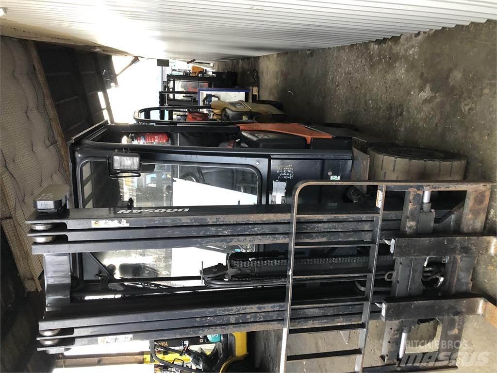 Doosan G20 SC-5 LPGフォークリフト