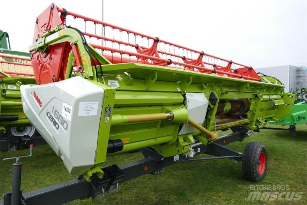CLAAS Cerio 680 ハーベスタヘッド