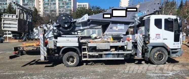 Horyong SKY450 トラック高所作業車