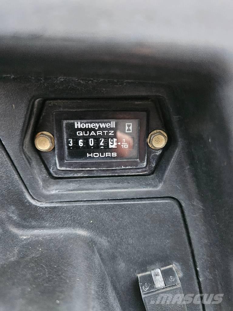 Toro REELMASTER 5610 フェアウェイモア/芝刈り機