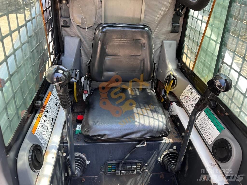 Bobcat 864 スキッドステアローダー