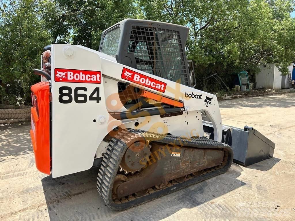 Bobcat 864 スキッドステアローダー