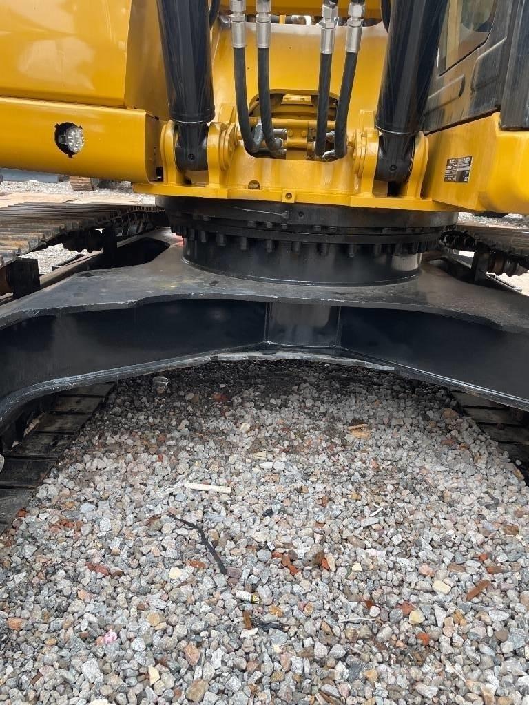 CAT 323GX 中型油圧ショベル 7ｔ-12ｔ（ユンボ・パワーショベル・バックホー）