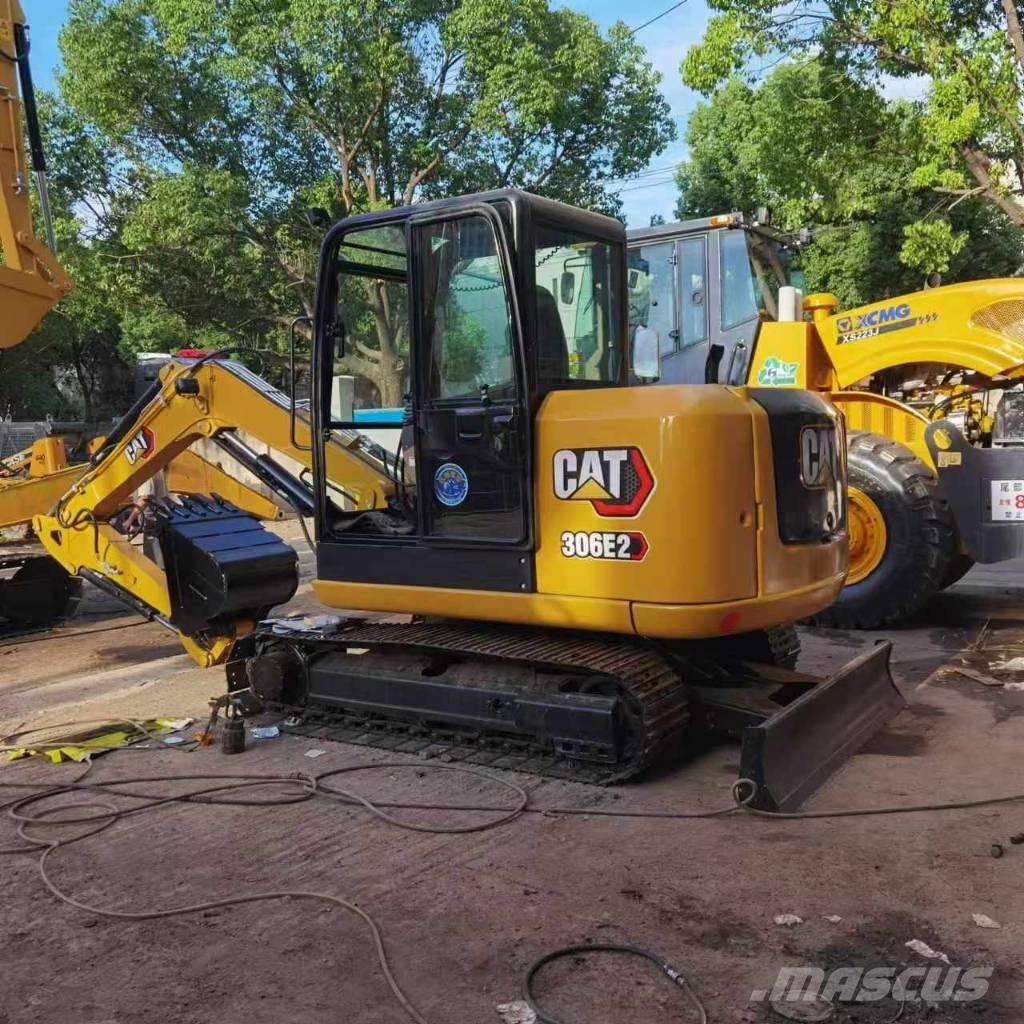 CAT 306E2 中型油圧ショベル 7ｔ-12ｔ（ユンボ・パワーショベル・バックホー）