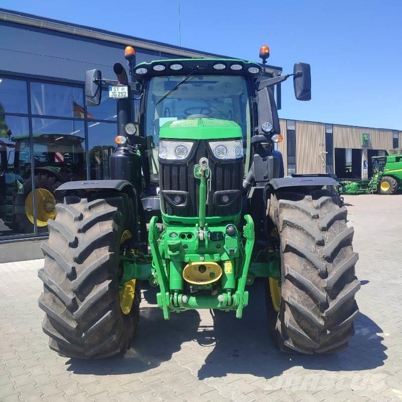 John Deere 6250R トラクター
