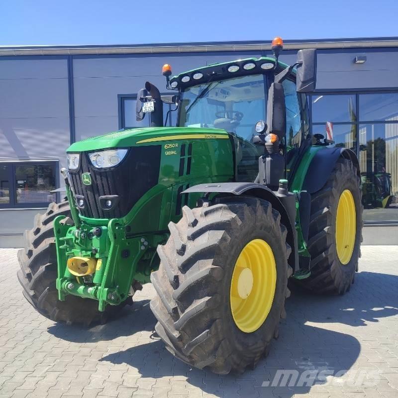 John Deere 6250R トラクター