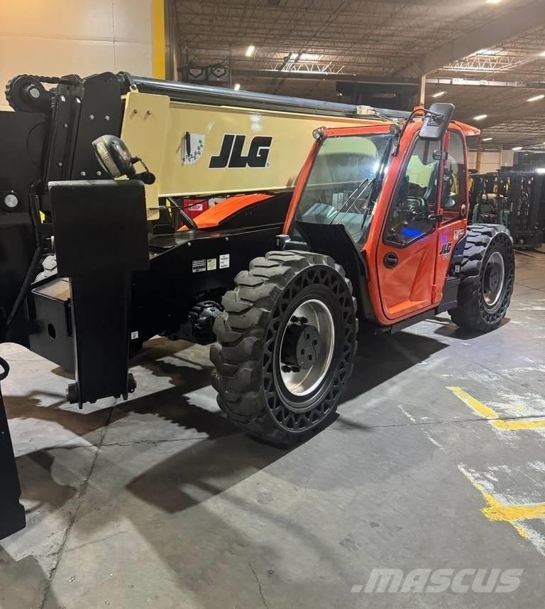 JLG 1255 テレスコーピックハンドラー