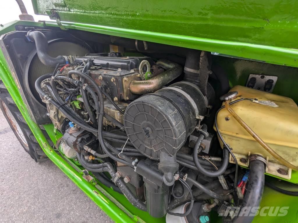Merlo P 26.6 LP T テレスコーピックハンドラー