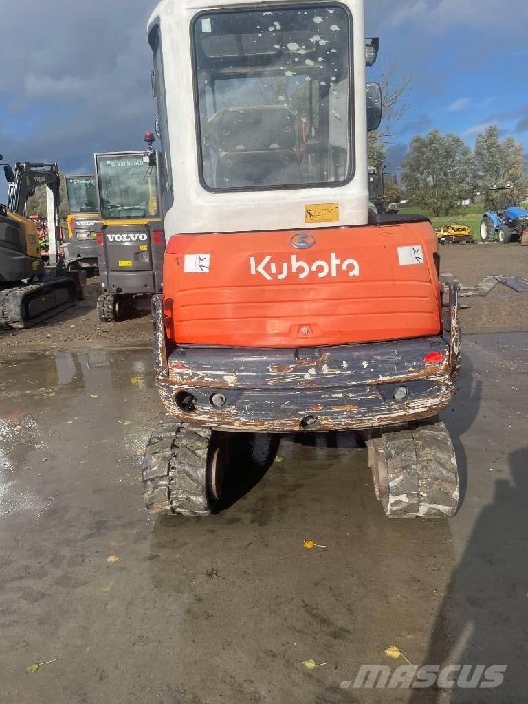 Kubota KX 61-3 ミニ油圧ショベル 7t以下（ミニユンボ・ミニディガー）